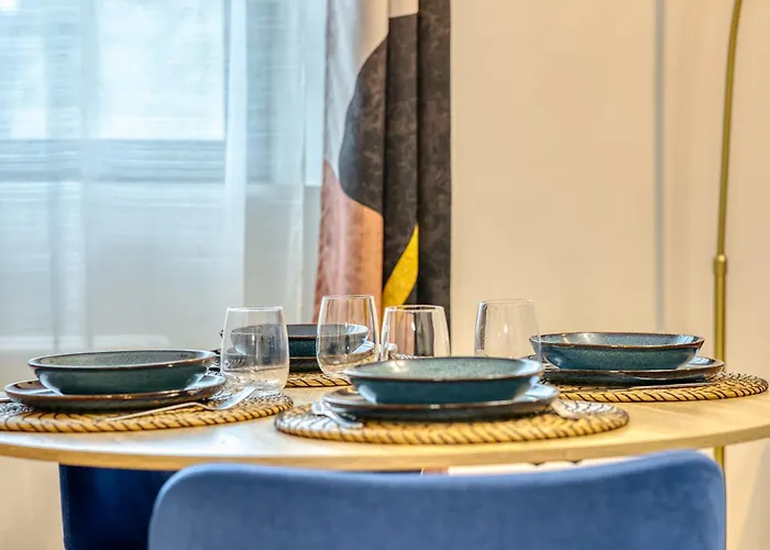 L'heure Normande Balcon Center Station Apartment